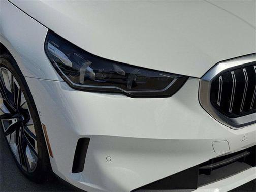 2024 BMW i5 eDrive40