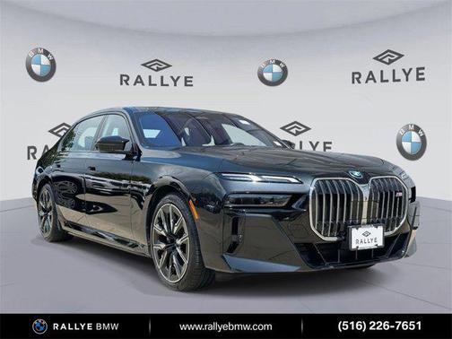 2024 BMW i7 M70