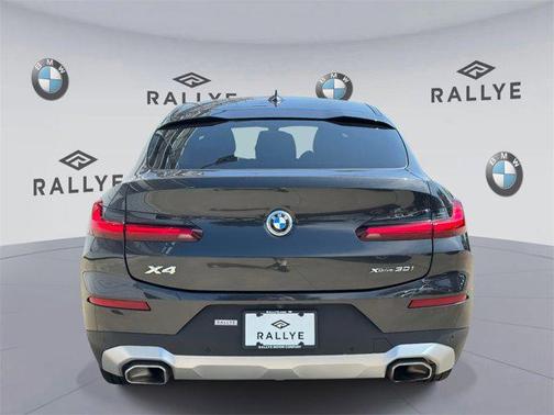 2022 BMW X4 xDrive30i
