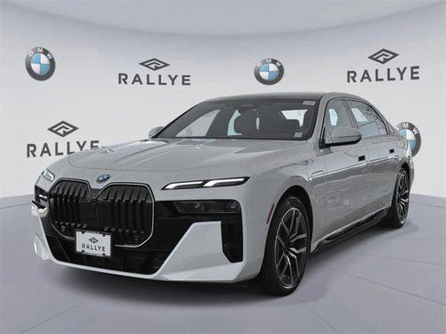 2025 BMW 750e i xDrive