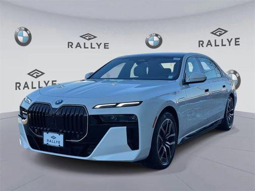 2025 BMW 750e i xDrive