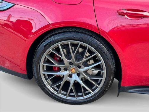 2021 Porsche Panamera GTS