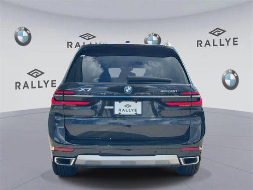 2025 BMW X7 xDrive40i