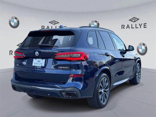 2023 BMW X5 M50i