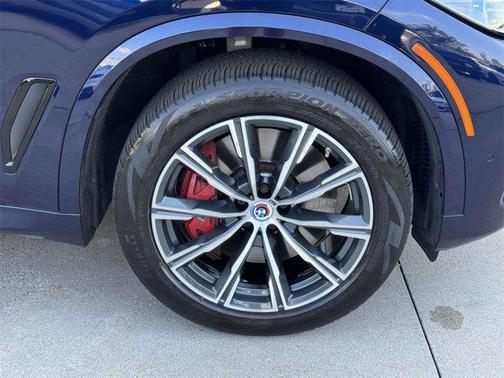 2023 BMW X5 M50i