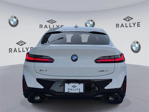2023 BMW X4 xDrive30i