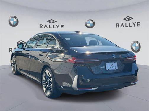 2025 BMW i5 xDrive40