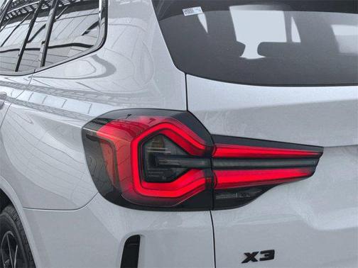 2023 BMW X3 M40i