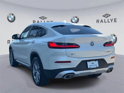 2024 BMW X4 xDrive30i