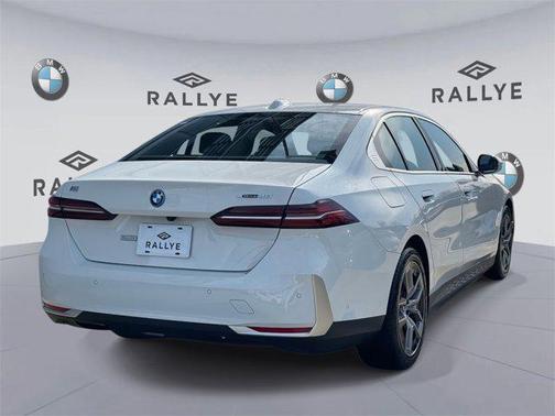 2025 BMW i5 xDrive40