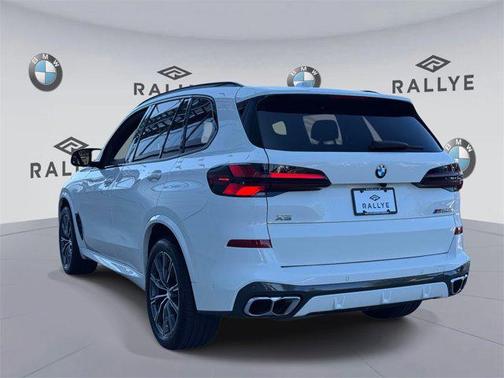 2025 BMW X5 M60i