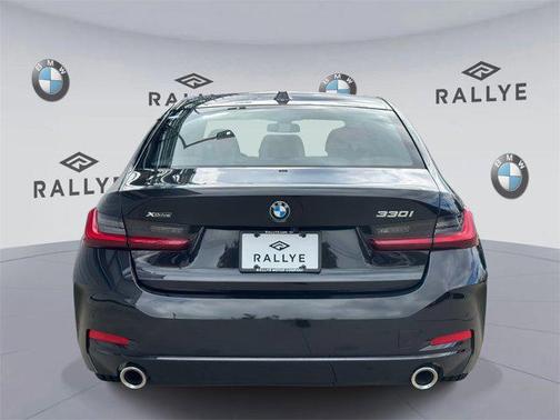 2025 BMW 330 xDrive