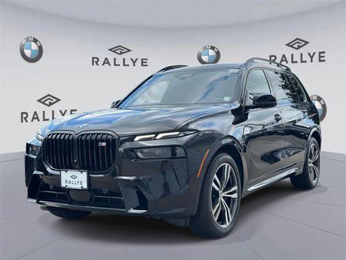 2023 BMW X7 M60i