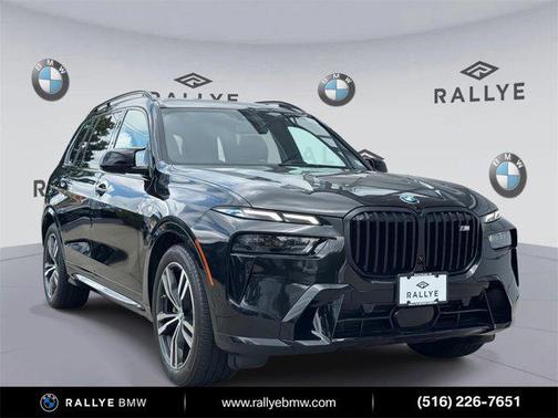 2023 BMW X7 M60i