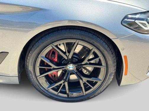 Skyscraper Gray Metallic 2023 BMW M550 i Xdrive
