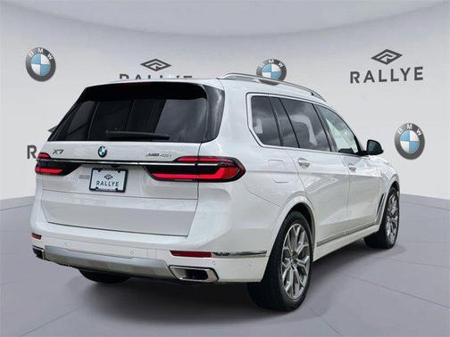2025 BMW X7 xDrive40i
