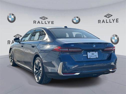 2024 BMW i5 eDrive40