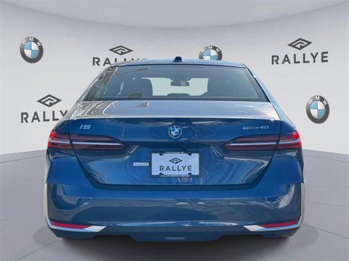 2024 BMW i5 eDrive40