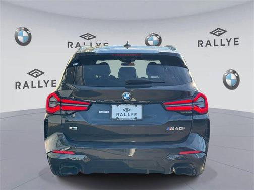 2023 BMW X3 M40i