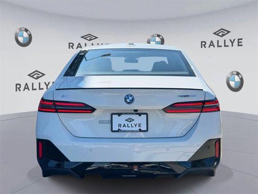2024 BMW i5 eDrive40