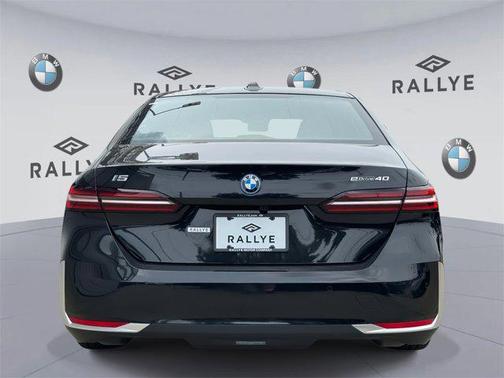2024 BMW i5 eDrive40