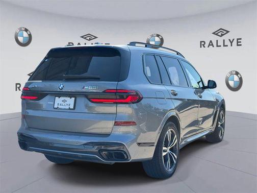 2025 BMW X7 M60i