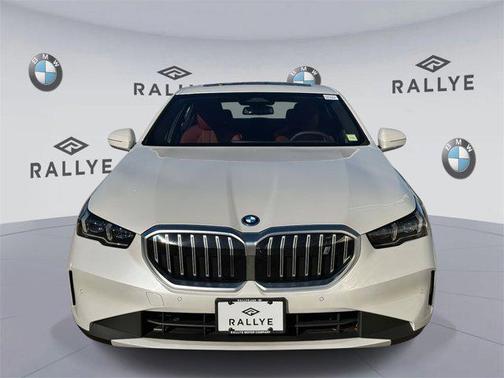 2025 BMW i5 xDrive40