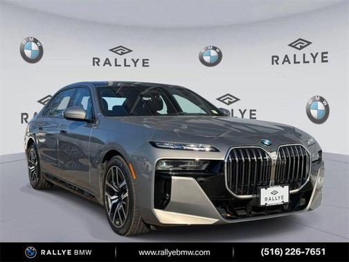 2023 BMW 760 i xDrive