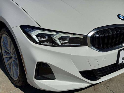 2023 BMW 330 xDrive