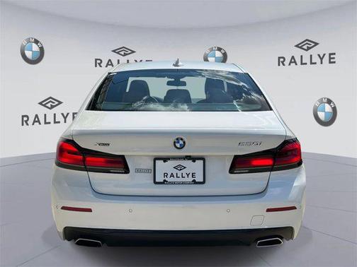 2022 BMW 530 i xDrive