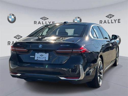 2024 BMW i5 eDrive40