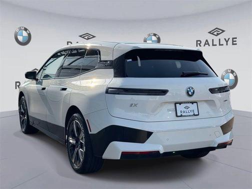 2025 BMW iX xDrive50