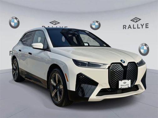 2025 BMW iX xDrive50