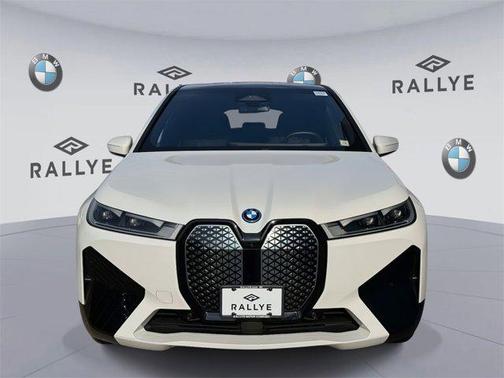 2025 BMW iX xDrive50