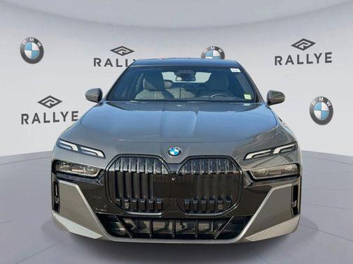 2023 BMW 760 i xDrive