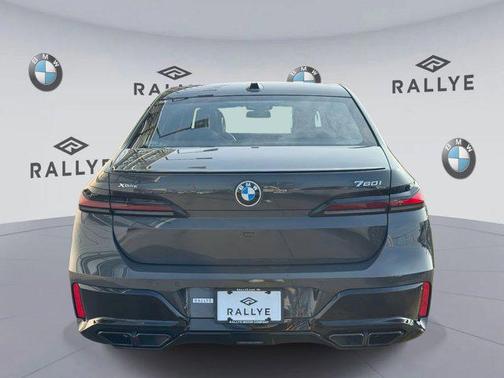 2023 BMW 760 i xDrive