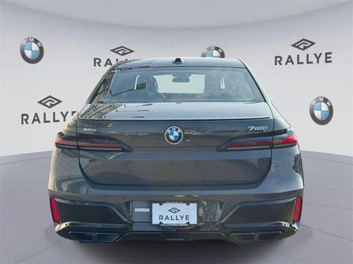 2023 BMW 760 i xDrive