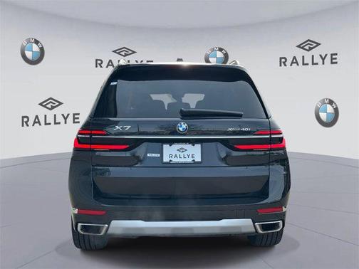 2025 BMW X7 xDrive40i