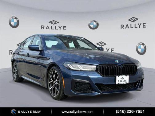 2022 BMW 530 i xDrive