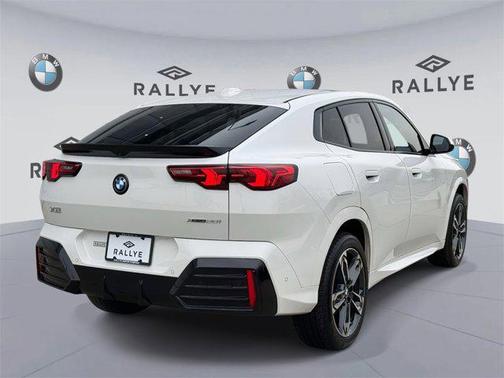 2025 BMW X2 xDrive28i
