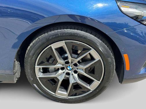 Phytonic Blue Metallic 2026 BMW 530 xDrive