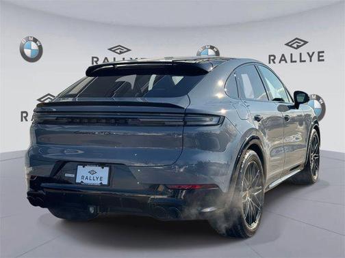 2025 Porsche Cayenne GTS