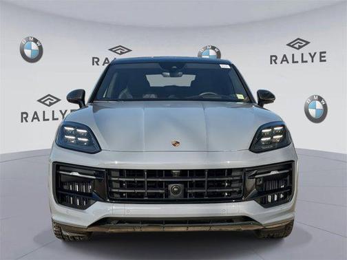 2025 Porsche Cayenne GTS