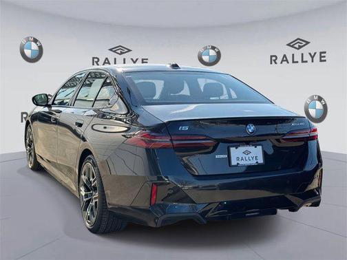 2025 BMW i5 xDrive40