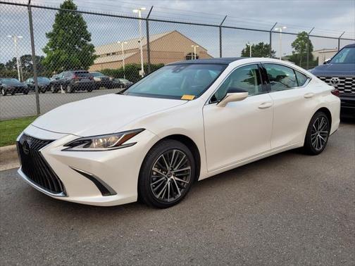 2024 Lexus ES 350 Base