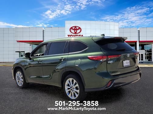 Cypress 2023 Toyota Highlander Limited
