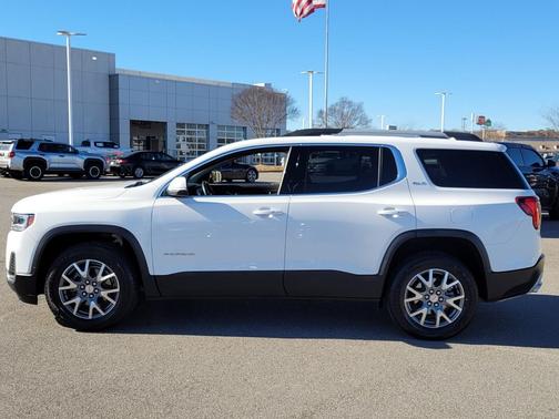 2023 GMC Acadia FWD SLT