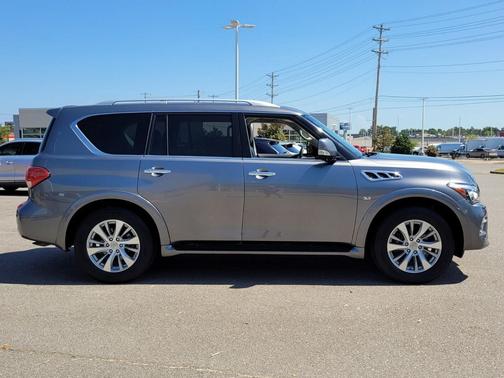 2017 INFINITI QX80 Base