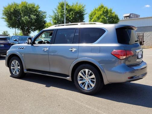 2017 INFINITI QX80 Base