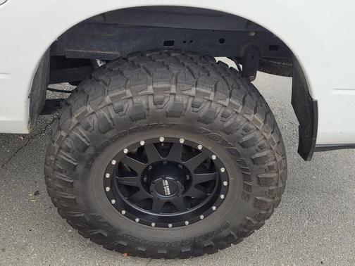 2020 RAM 2500 Big Horn Crew Cab 4X4 6'4' Box